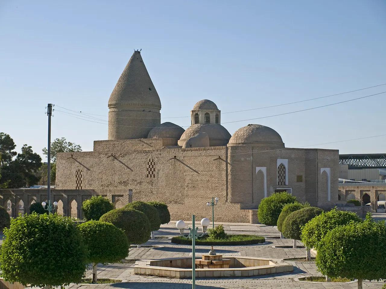 آرامگاه چشمه ایوب